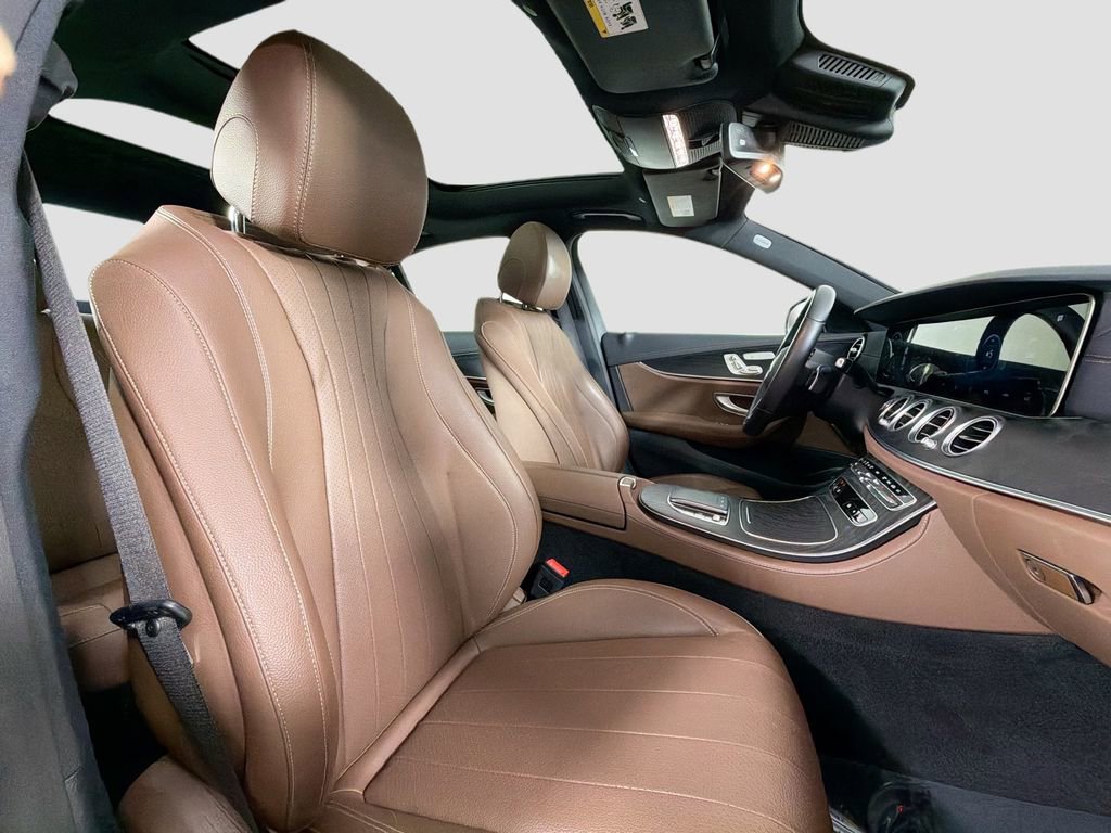 Used 2022 Mercedes-Benz E 350 Sedan image 29