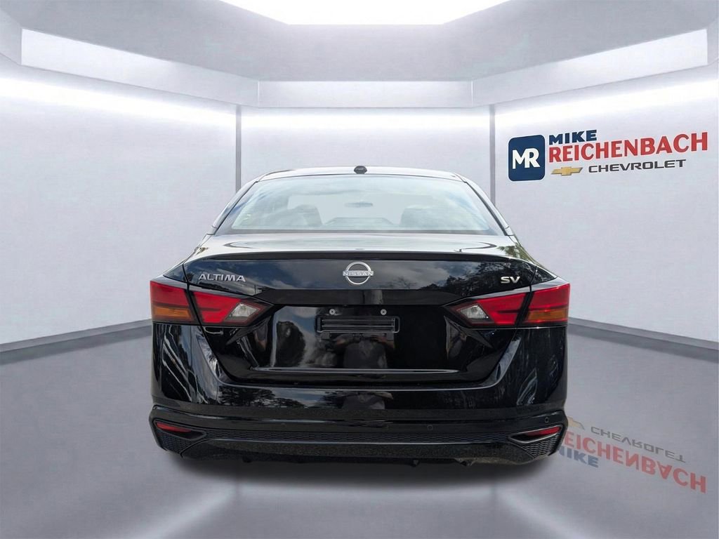 Used 2023 Nissan Altima 2.5 SV image 5