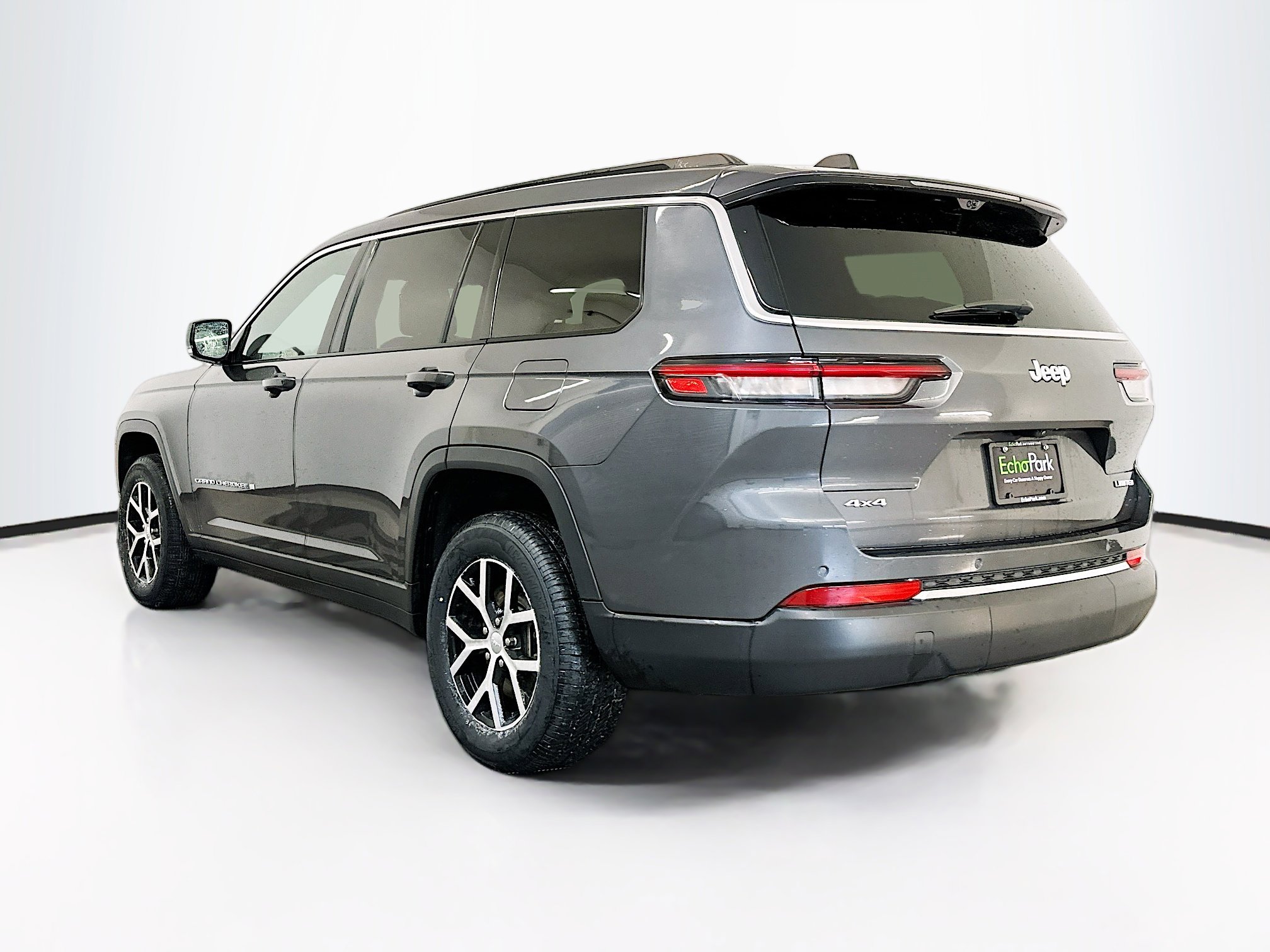 Used 2024 Jeep Grand Cherokee L Limited w/ Luxury Tech Group II image 5