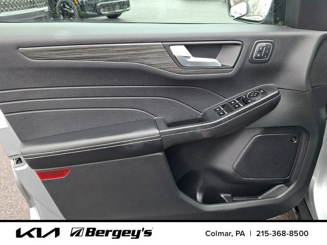 Used 2023 Ford Escape Platinum w/ Premium Technology Package image 14