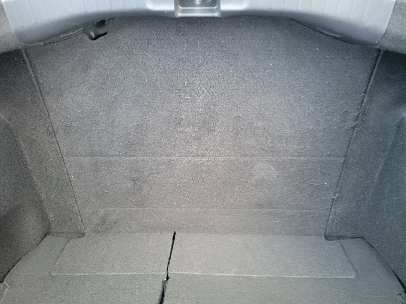 Used 2019 Honda Fit LX image 38
