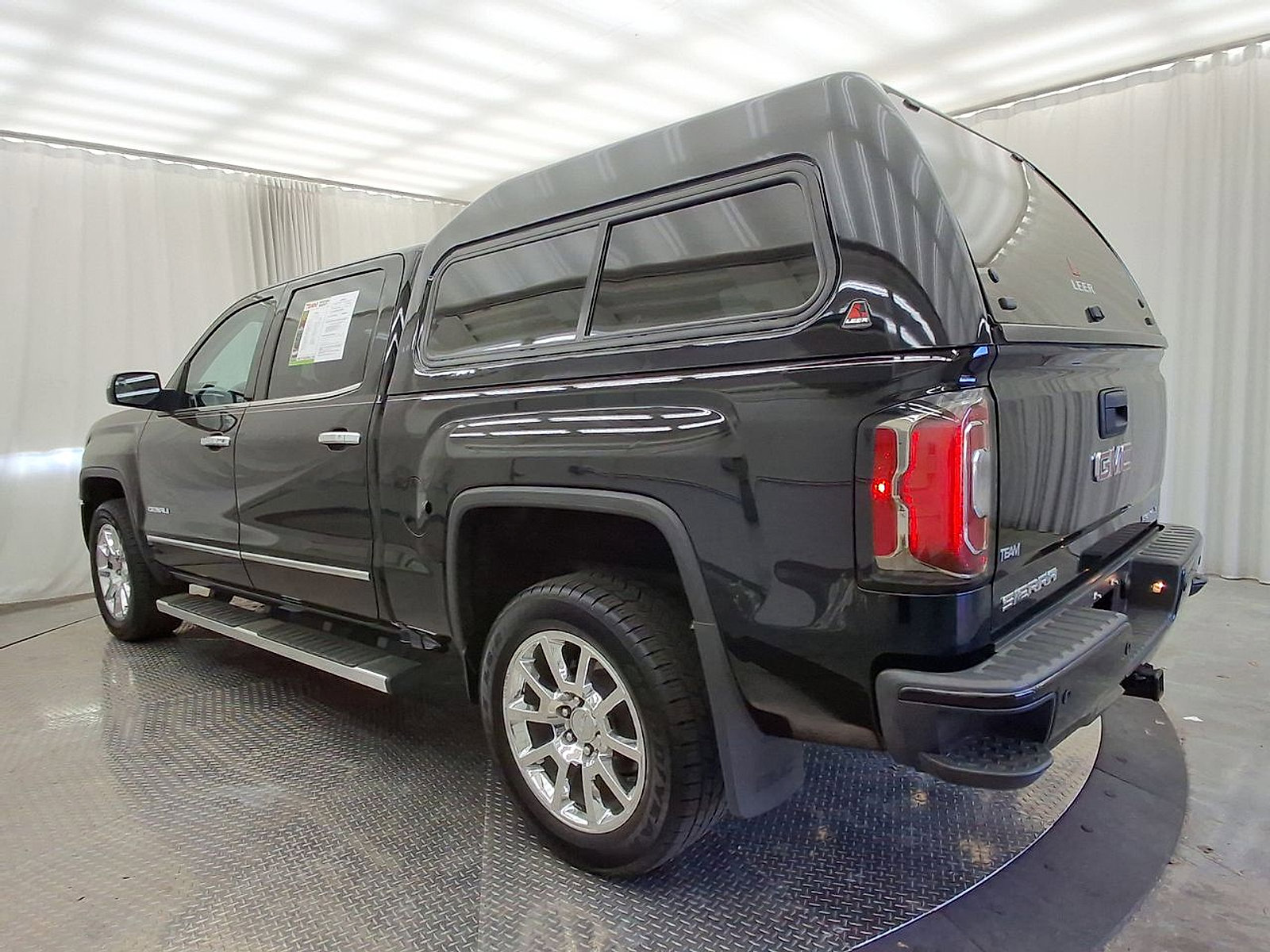 Used 2018 GMC Sierra 1500 Denali image 22