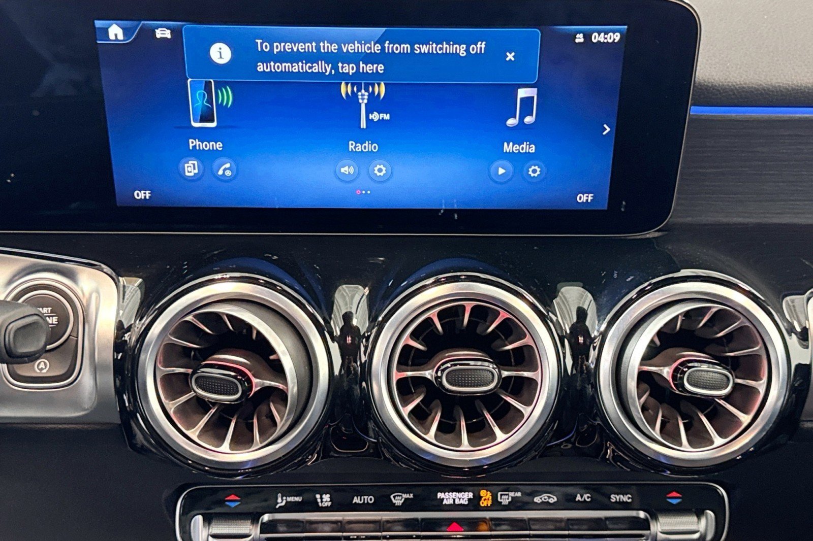 Certified 2025 Mercedes-Benz GLB 250 GLB 250 SUV image 13