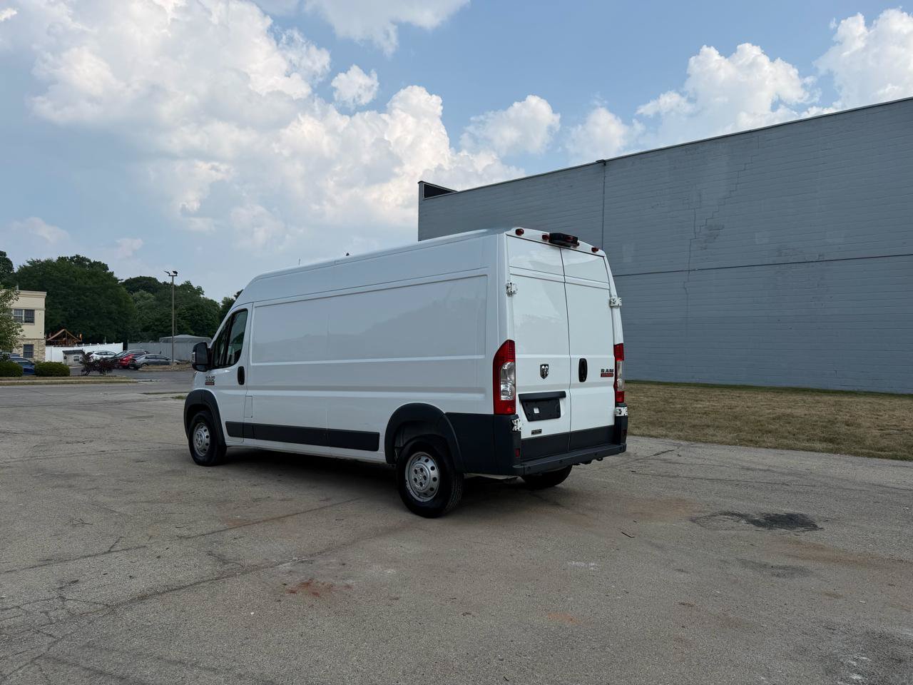 Used 2018 RAM ProMaster 2500 w/ Interior Convenience Group FWD image 5