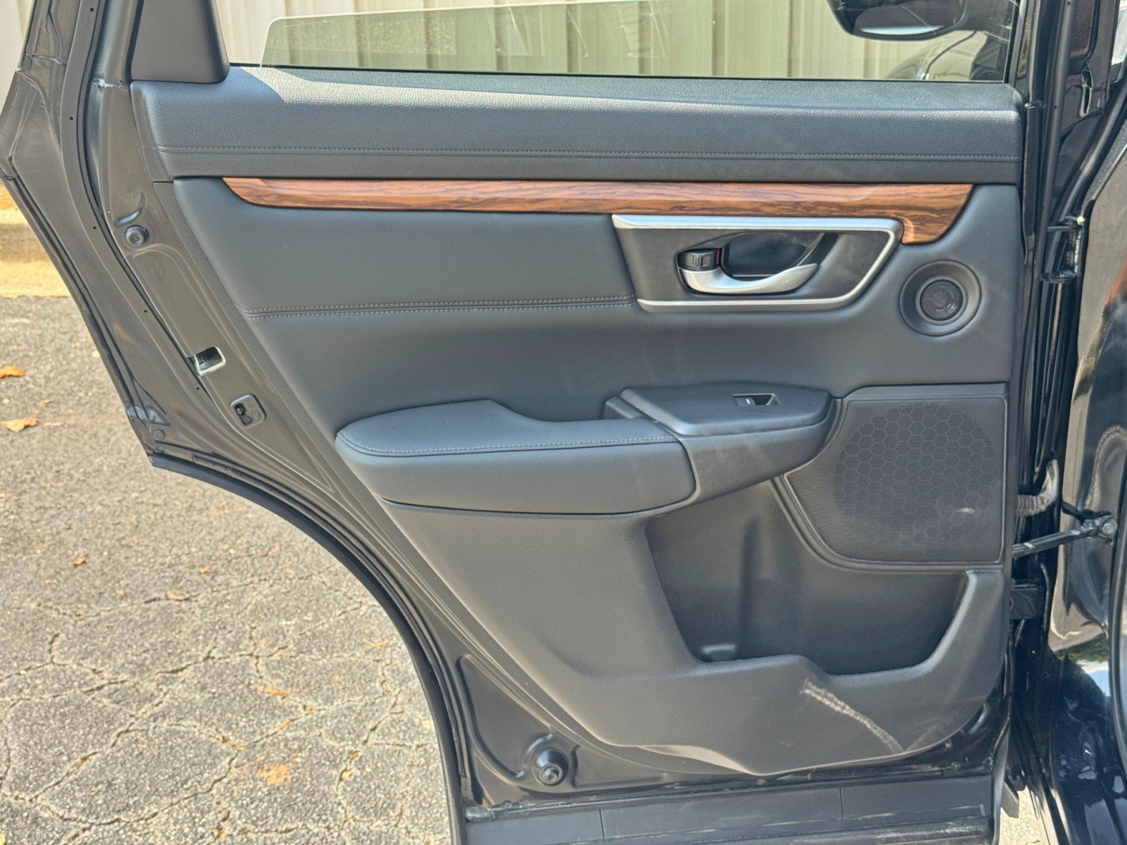 Used 2021 Honda CR-V EX-L image 40