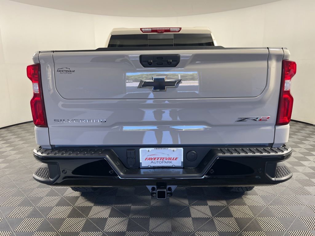 New 2026 Chevrolet Silverado 1500 ZR2 image 4