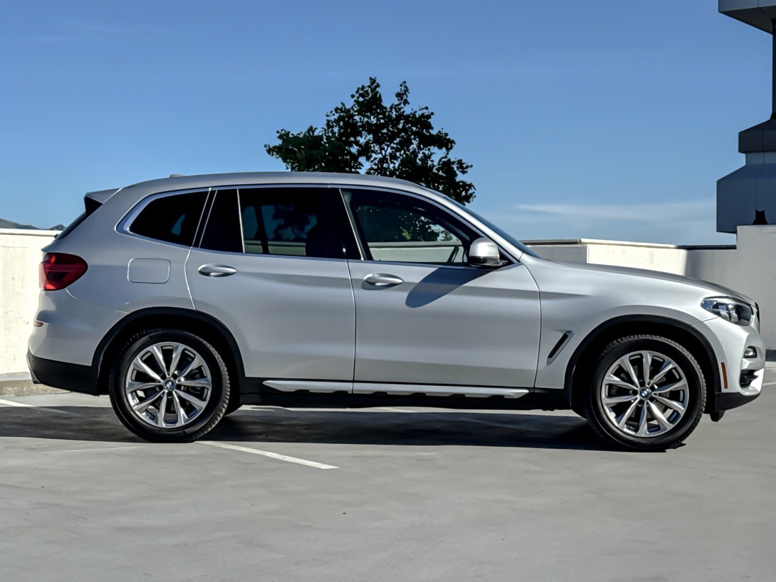 Used 2019 BMW X3 xDrive30i AWD/4WD image 9