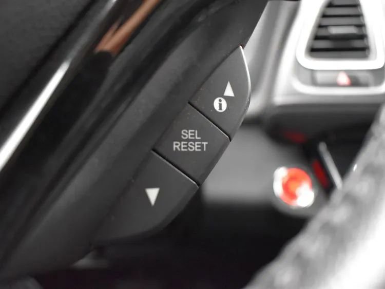 Used 2020 Honda HR-V EX-L image 24