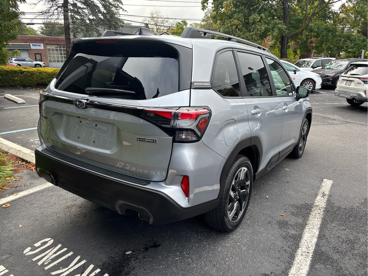 Certified 2025 Subaru Forester Limited w/ Popular Package AWD/4WD image 3