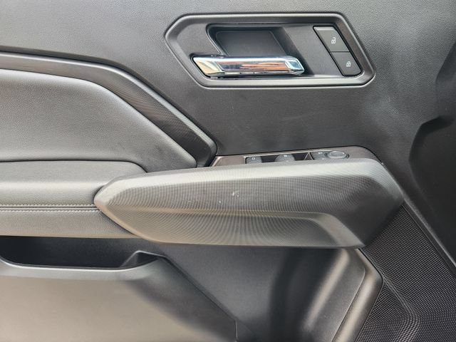Used 2025 Chevrolet Colorado LT RWD image 24