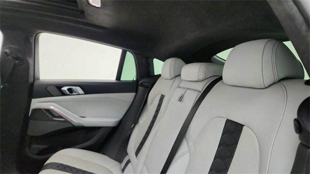 Used 2023 BMW X6 M image 29