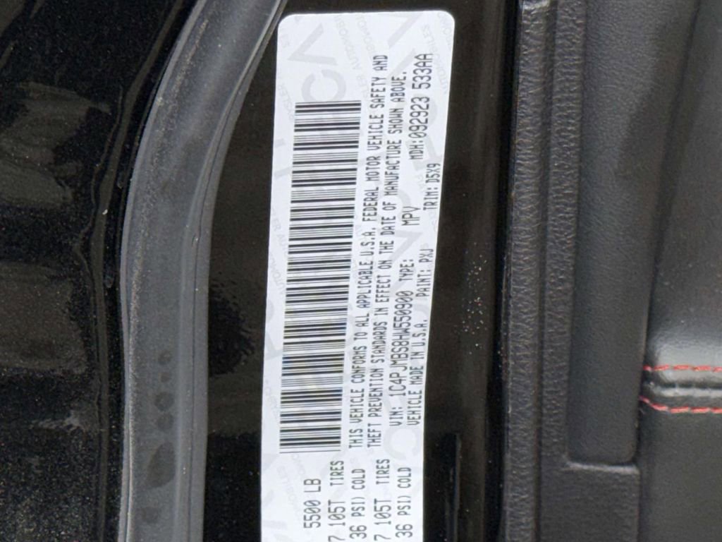 Used 2017 Jeep Cherokee Trailhawk w/ Comfort/Convenience Group image 35