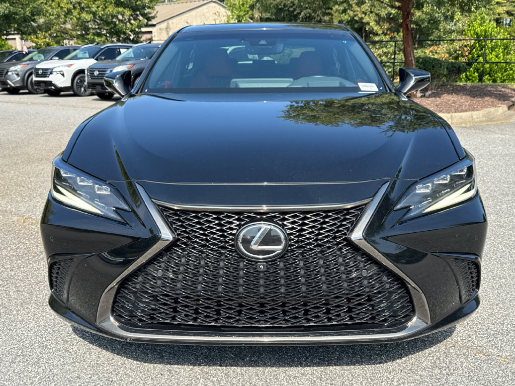 Used 2023 Lexus ES 350 F Sport FWD image 2