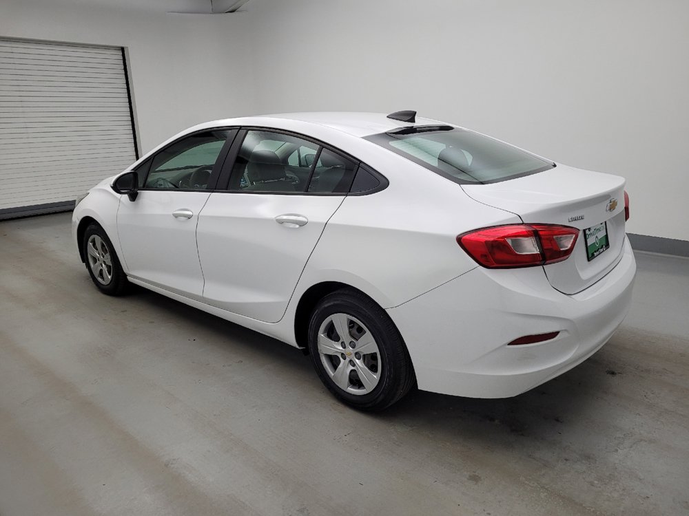 Used 2018 Chevrolet Cruze LS w/ LS Fleet Convenience Package FWD image 3
