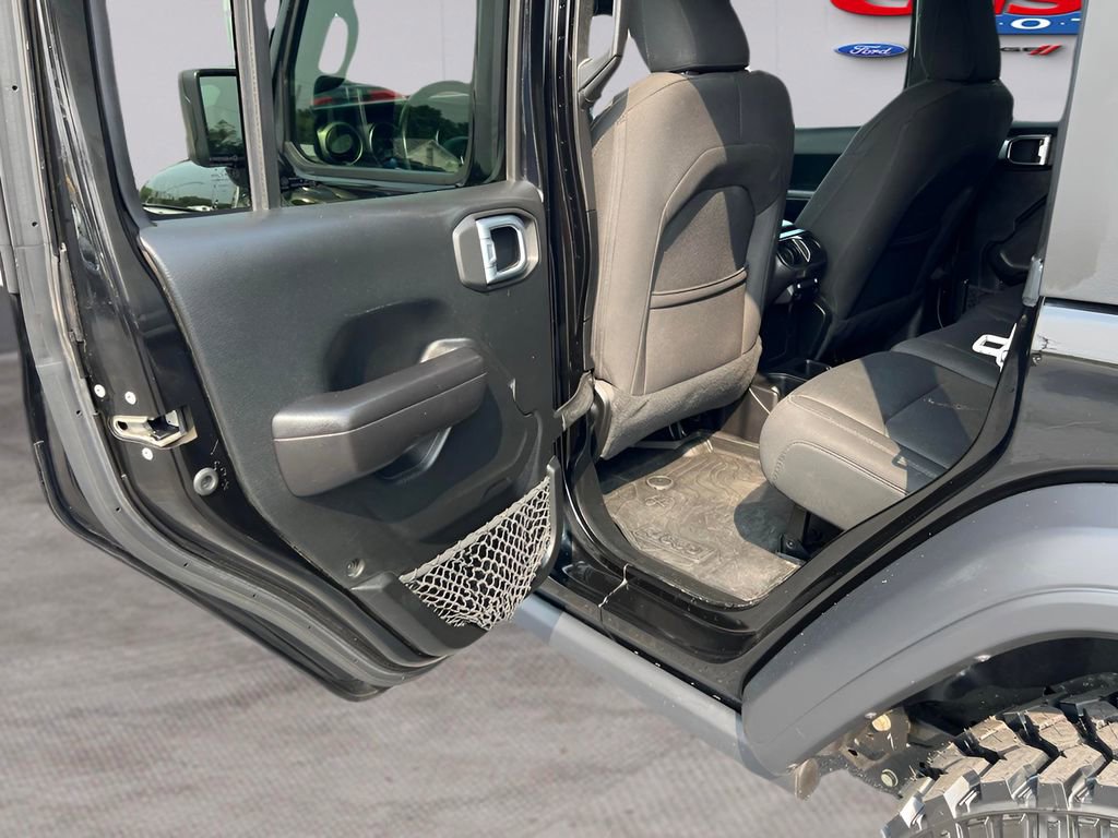 Used 2020 Jeep Wrangler Unlimited Willys image 14