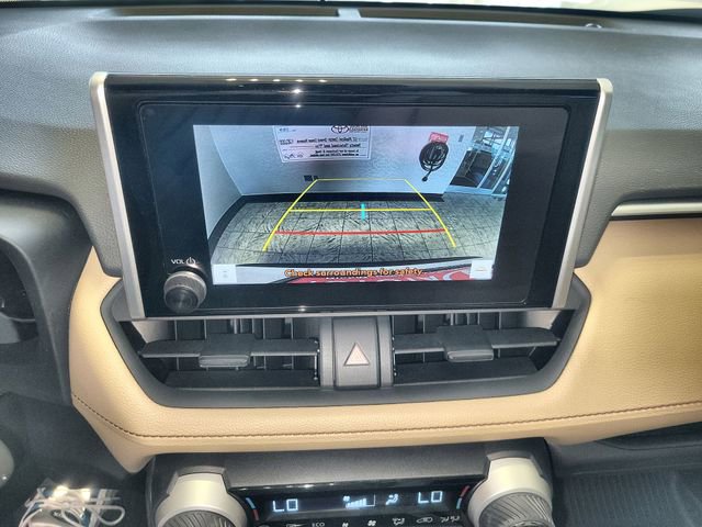 Used 2024 Toyota RAV4 LE AWD/4WD image 17