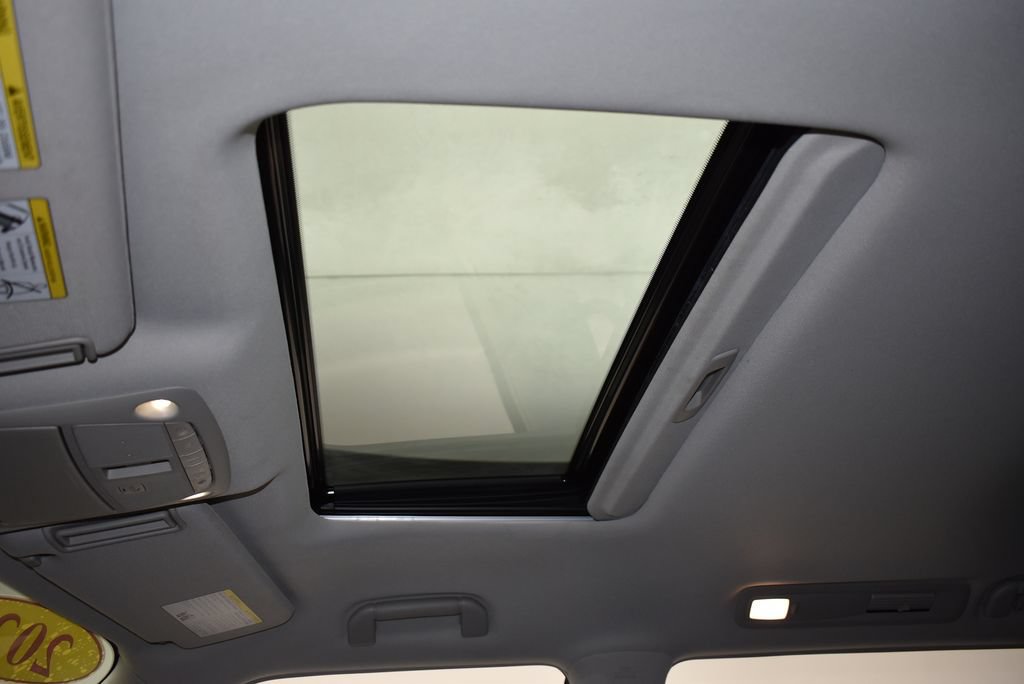 Used 2023 Nissan Armada Platinum w/ Captain's Chairs Package AWD/4WD image 18