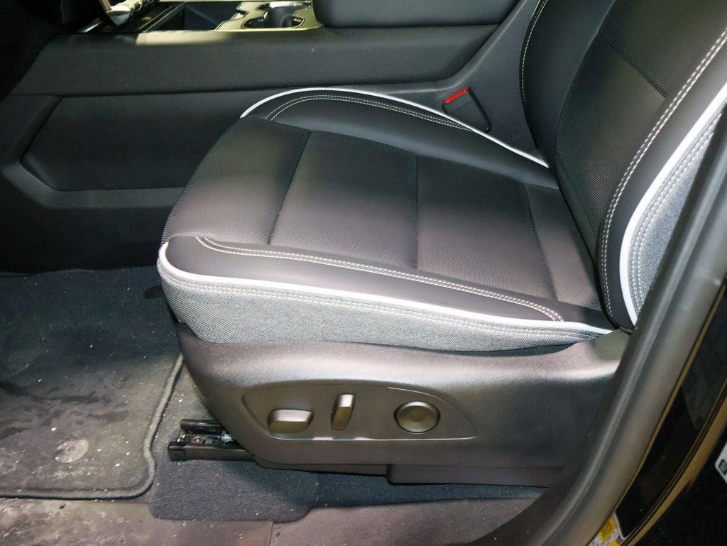 New 2026 GMC Sierra EV Elevation image 9