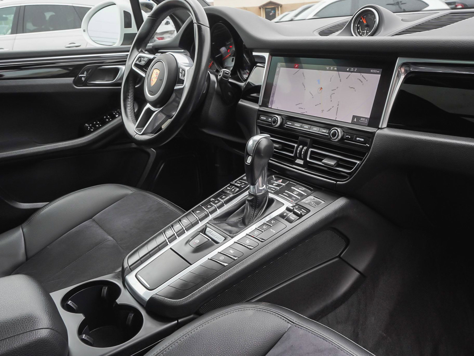 Used 2021 Porsche Macan S AWD/4WD image 47