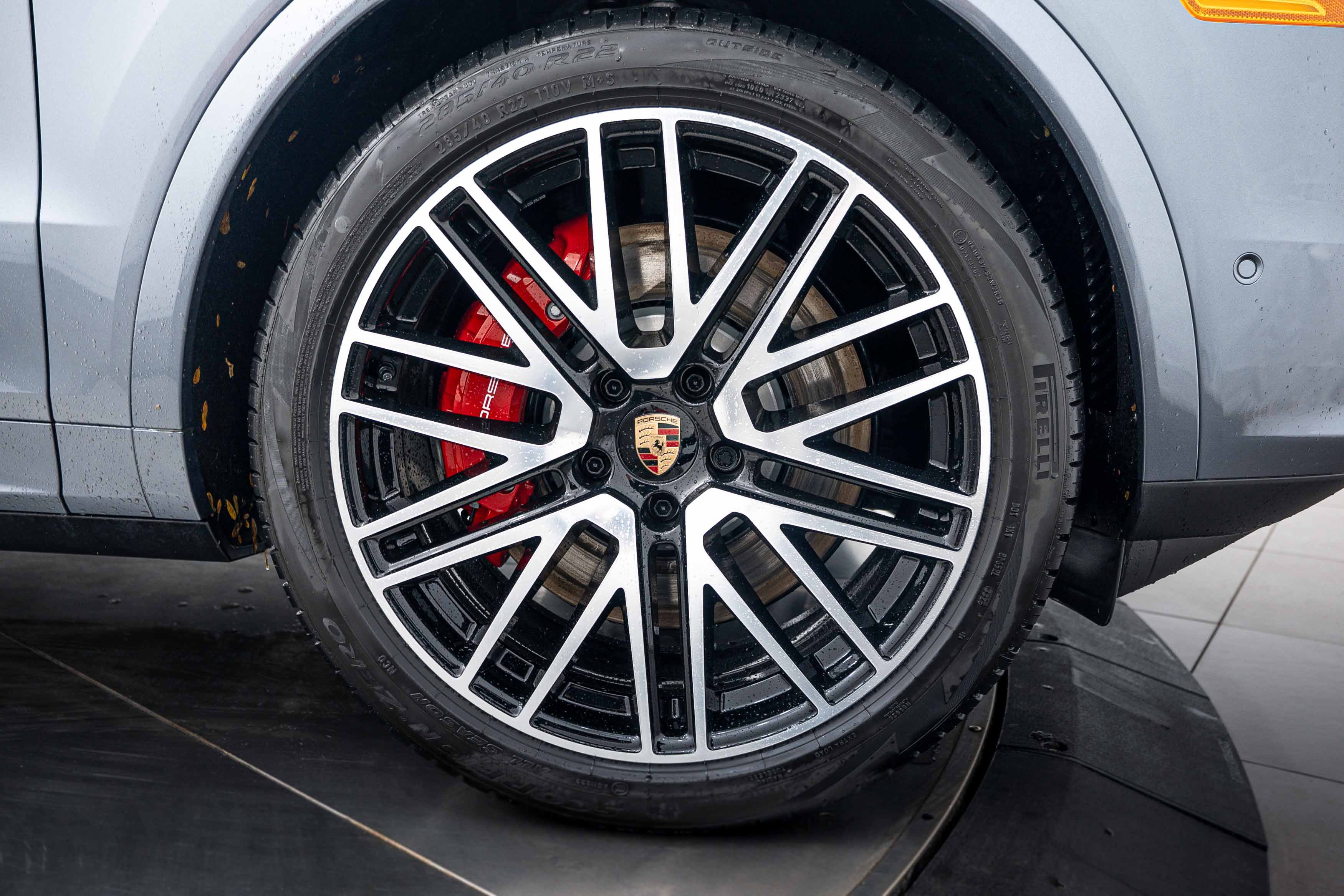 New 2026 Porsche Cayenne S AWD/4WD image 11