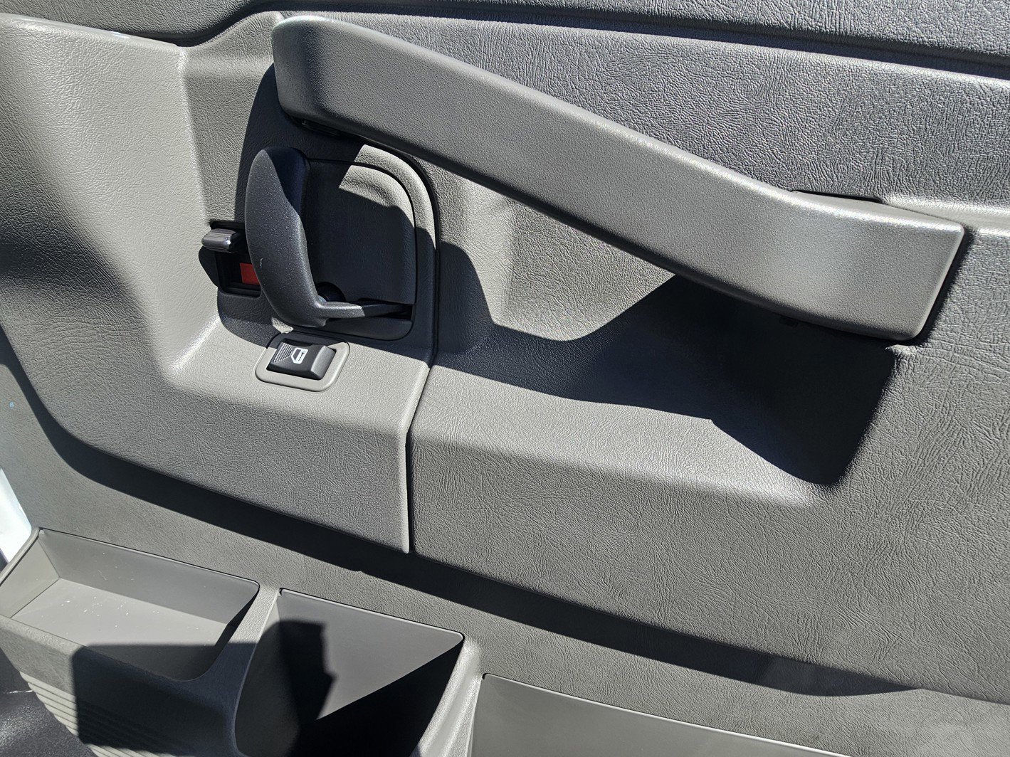 New 2026 Chevrolet Express 2500 w/ Driver Convenience Package RWD image 11