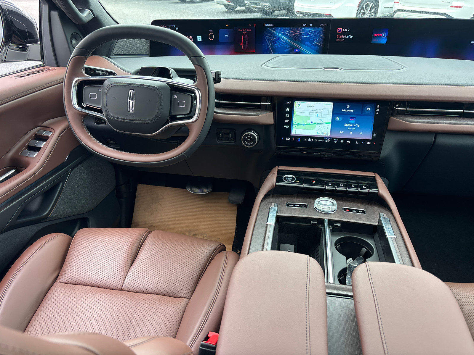 New 2026 Lincoln Navigator L Reserve AWD/4WD image 30
