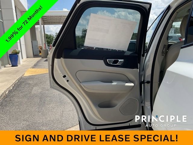 New 2026 Volvo XC60 T8 Ultra w/ Protection Package Premier image 26