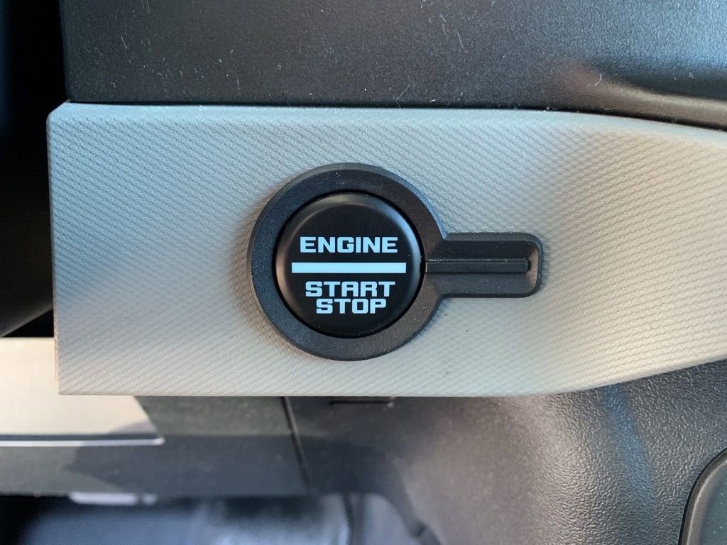 Used 2023 Ford Bronco Badlands image 24