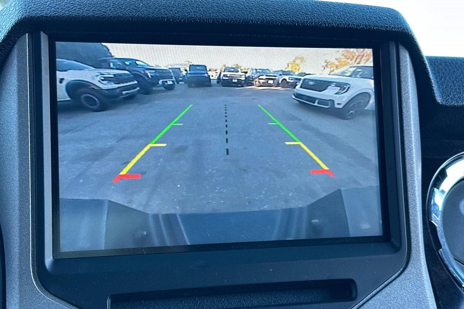 Used 2015 Ford F250 Platinum w/ FX4 Off-Road Package image 17