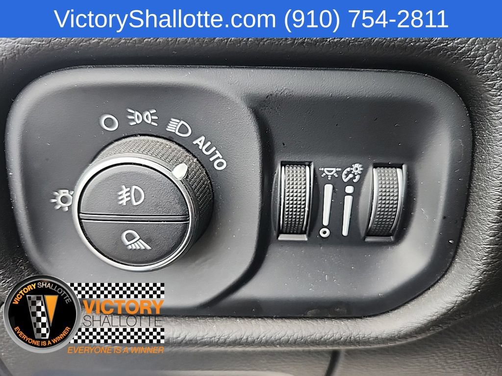 Used 2025 RAM 1500 Big Horn AWD/4WD image 17