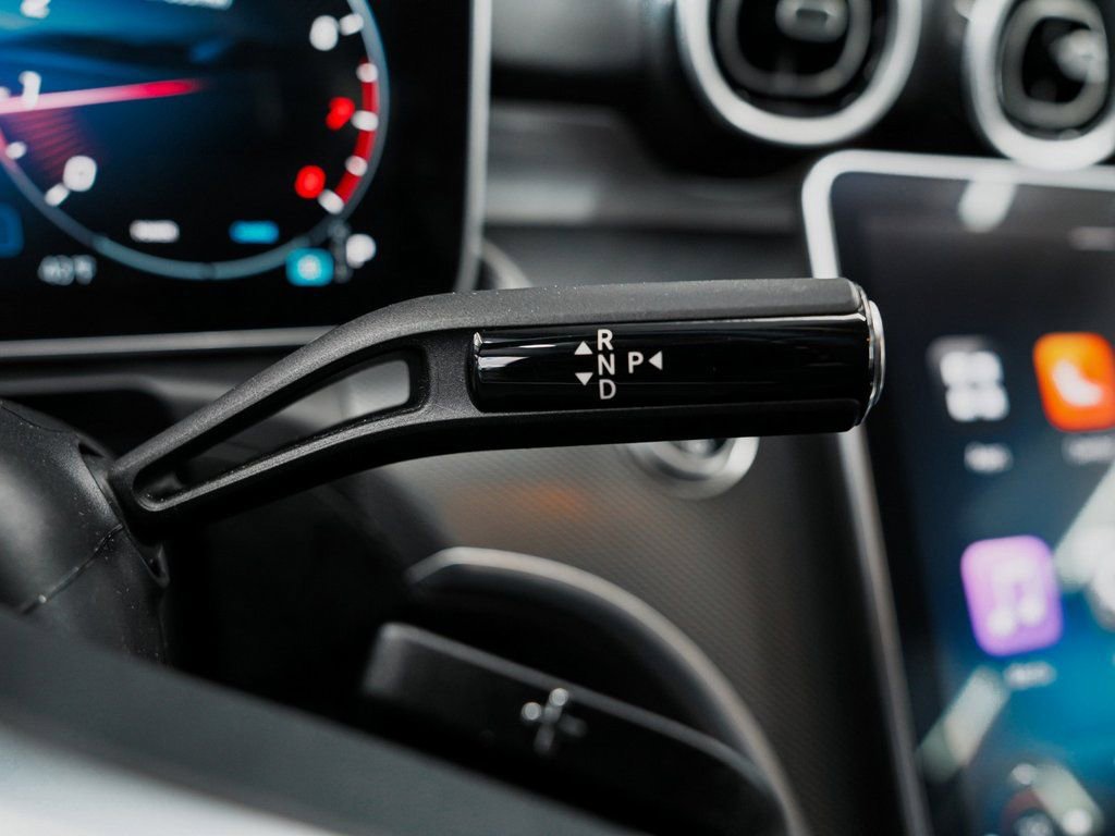 Used 2025 Mercedes-Benz C 300 4MATIC Sedan image 26