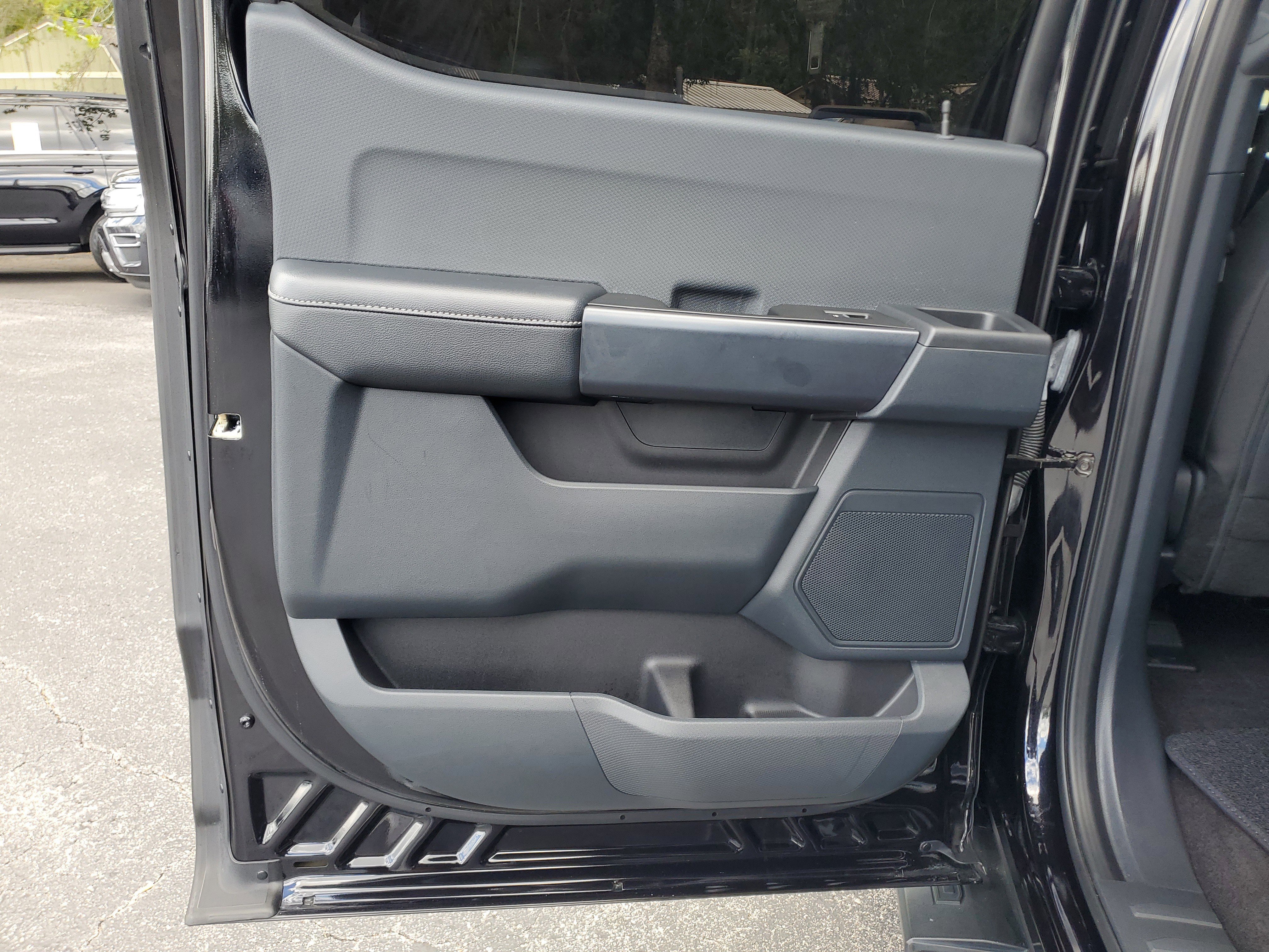 Used 2022 Ford F150 XL w/ STX Appearance Package AWD/4WD image 23