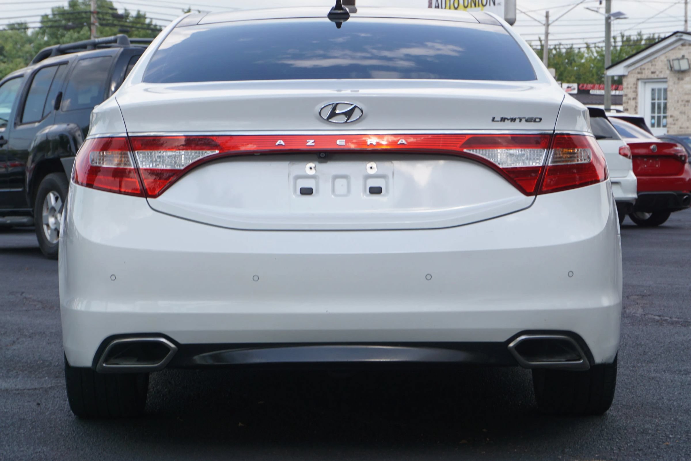 Used 2015 Hyundai Azera Limited FWD image 8