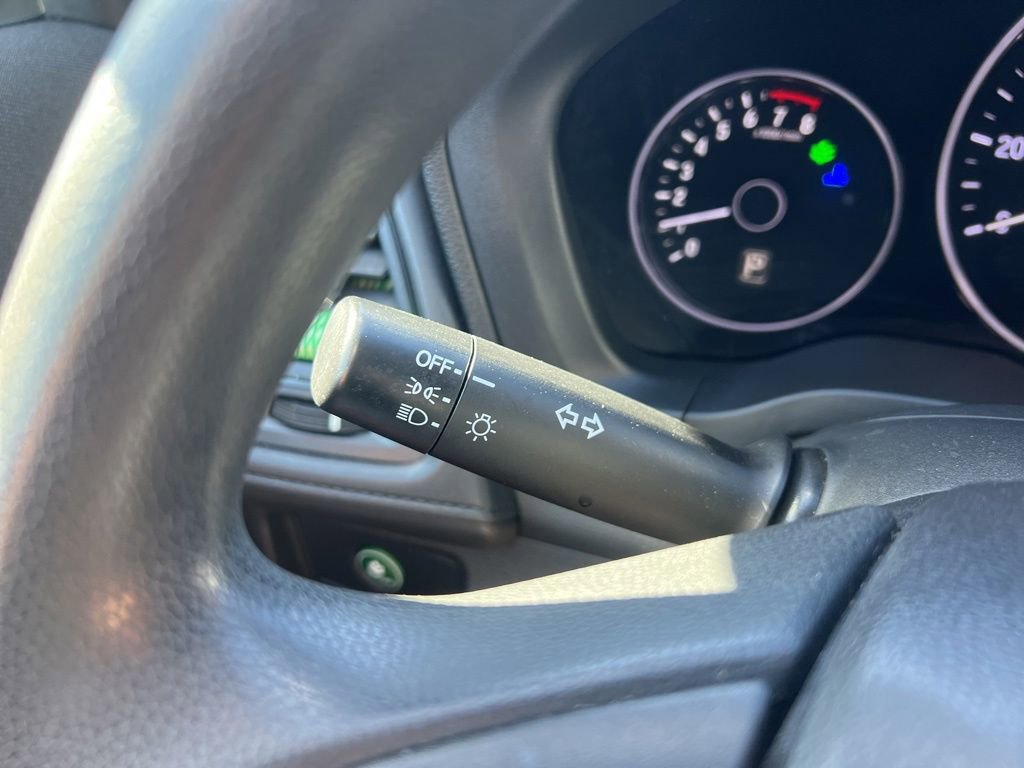 Used 2019 Honda HR-V LX image 47