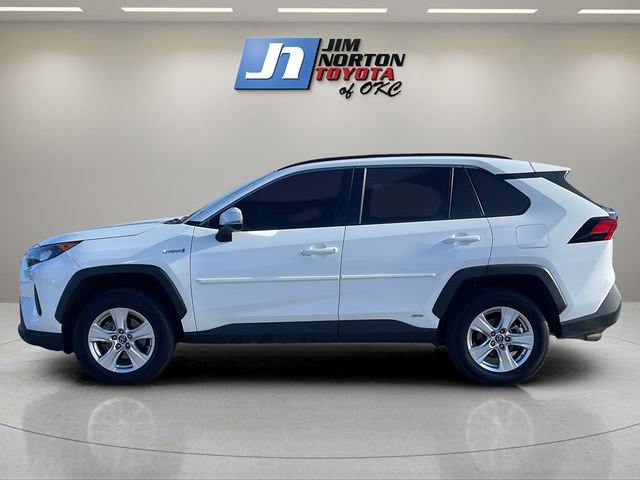 Used 2020 Toyota RAV4 LE image 8