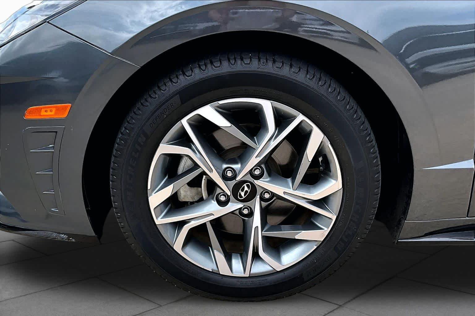 Used 2023 Hyundai Sonata SEL FWD image 10
