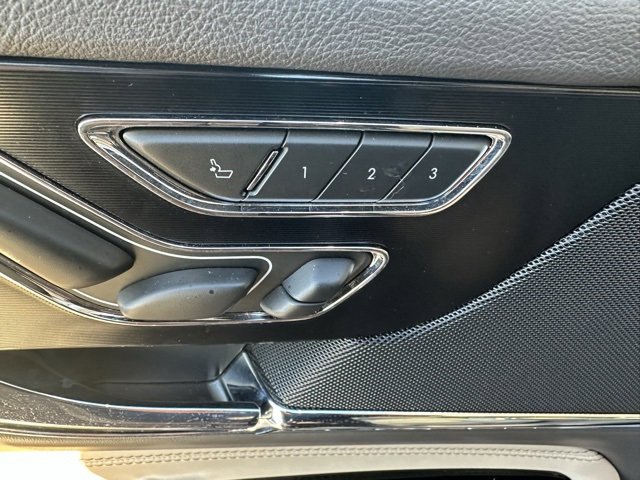 Used 2020 Lincoln Corsair Reserve w/ Equipment Group 202A image 25