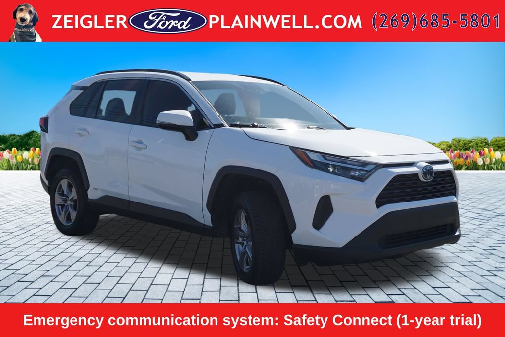 Used 2023 Toyota RAV4 XLE w/ XLE Grade Weather Package AWD/4WD image 7