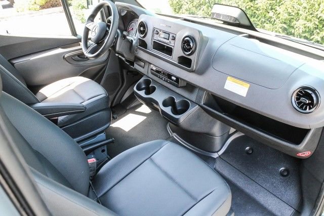 New 2025 Mercedes-Benz Sprinter 2500 image 13