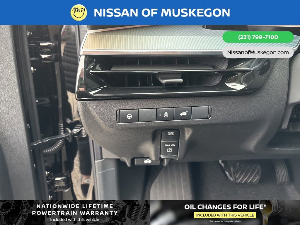 New 2025 Nissan Murano SL image 13