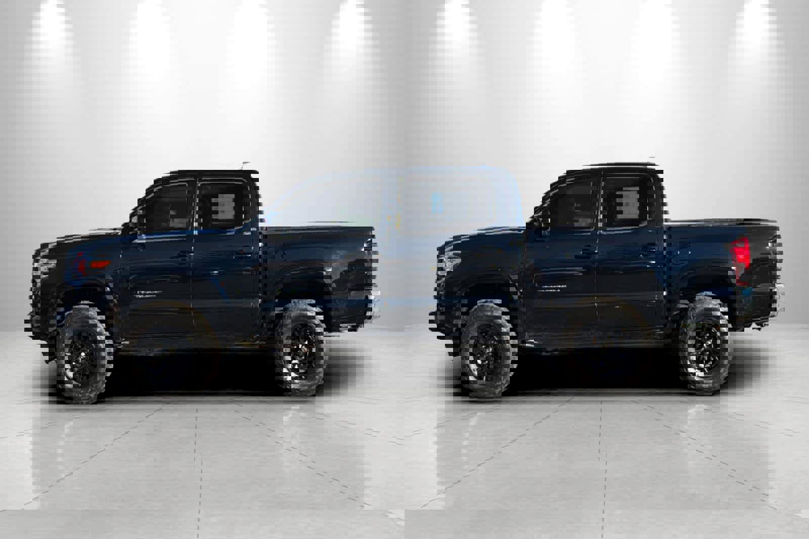 Used 2019 Toyota Tacoma SR5 image 5