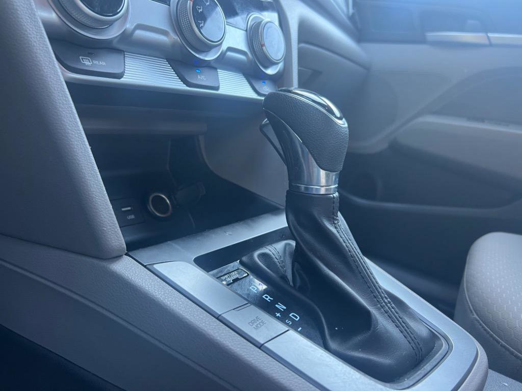 Used 2019 Hyundai Elantra SEL image 34