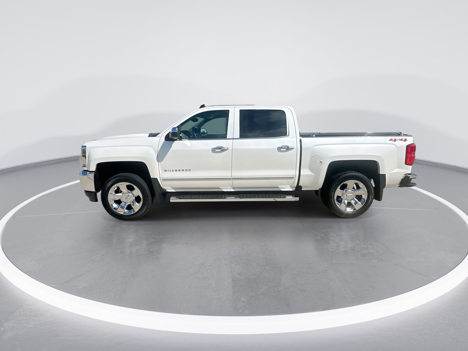 Certified 2018 Chevrolet Silverado 1500 LTZ w/ Sport Package AWD/4WD image 5