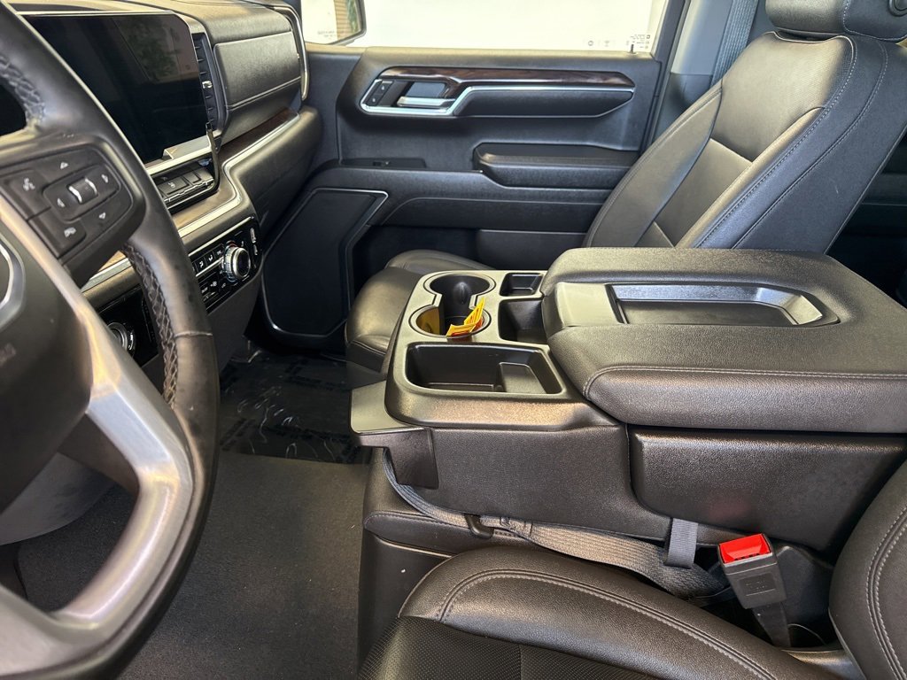 Used 2024 GMC Sierra 1500 SLT image 12