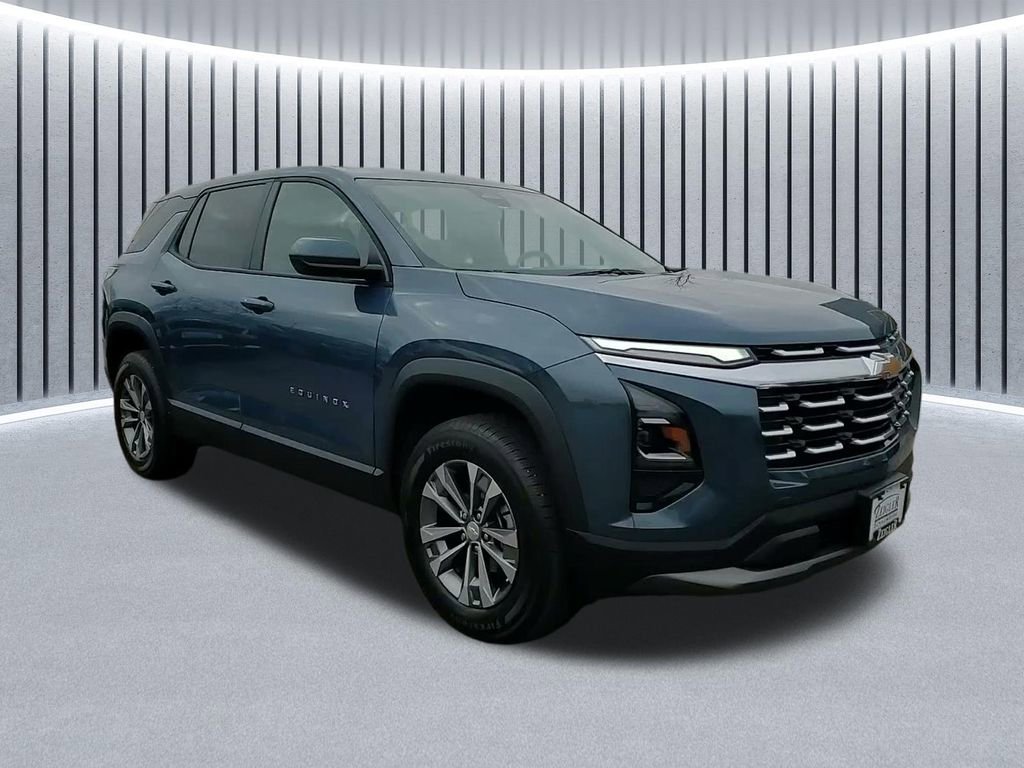 Used 2026 Chevrolet Equinox LT image 1