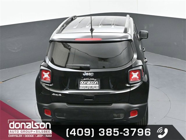 Used 2023 Jeep Renegade Latitude w/ Premium Group image 21