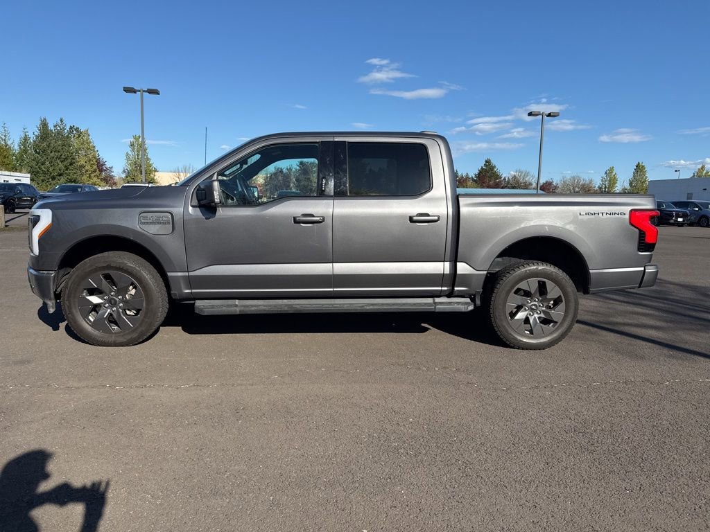 Used 2023 Ford F150 Lightning Lariat w/ Tow Technology Package image 4