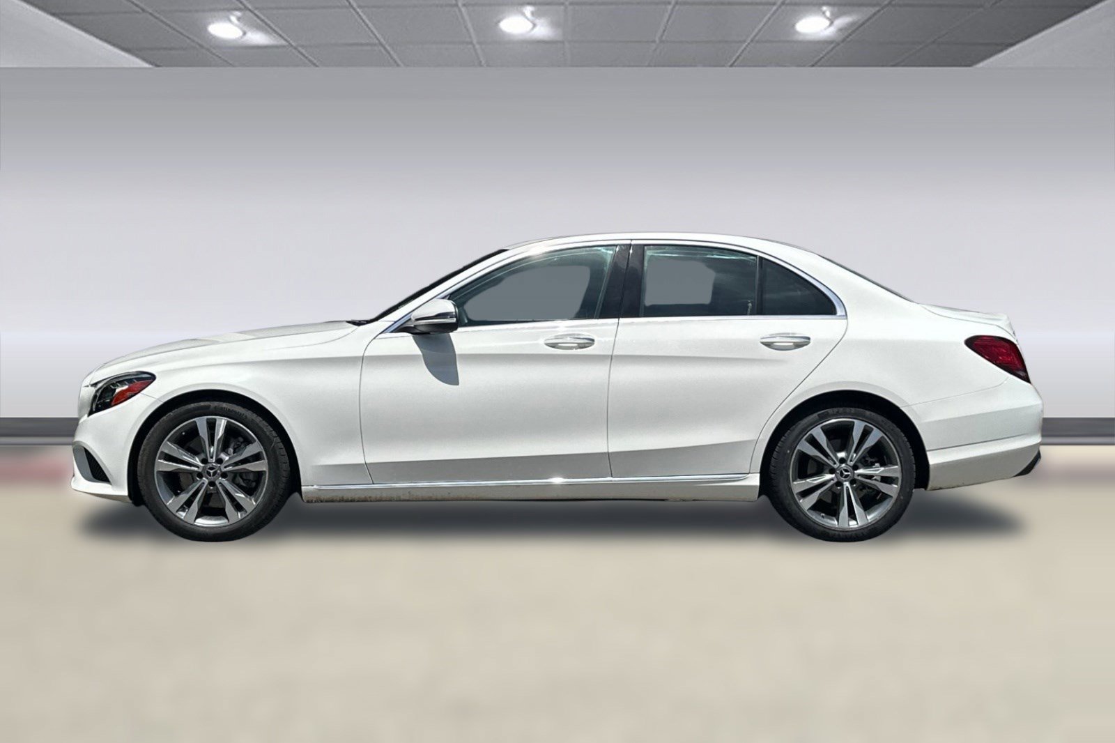 Used 2019 Mercedes-Benz C 300 Sedan image 2
