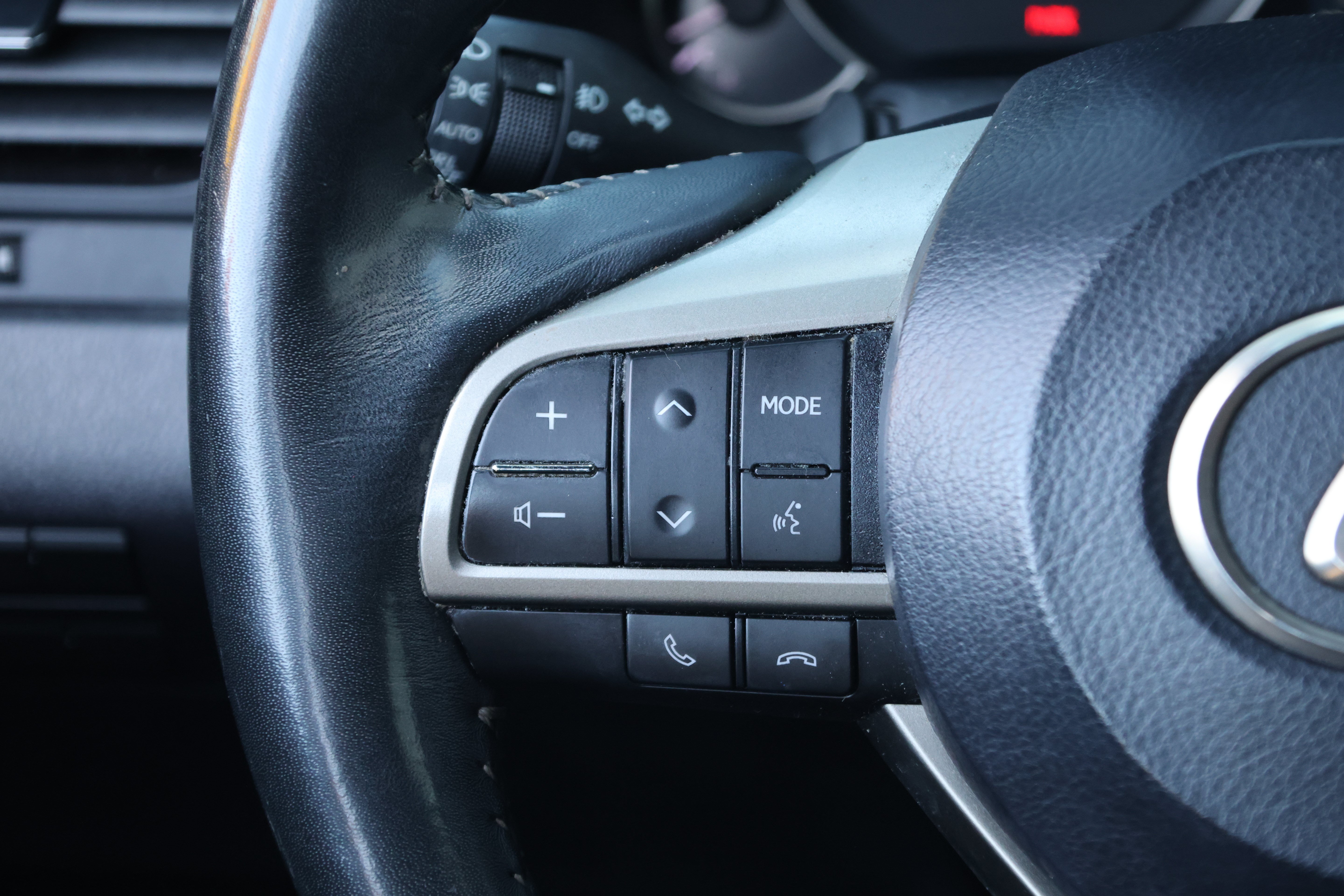 Used 2019 Lexus RX 350 FWD w/ Premium Package image 29