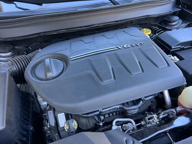 Used 2021 Jeep Cherokee Latitude Lux image 38